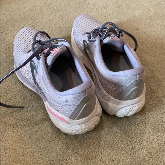 Brooks Adrenaline 21 Cushion Support 9.5 Running Shoes Athletic Walking Lilac - Picture 4 of 11